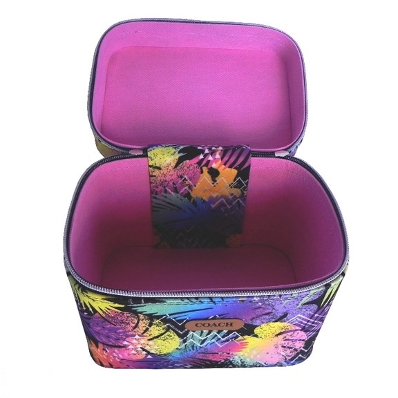 کیف لوازم آرایشی صندوقی هارد طرح پلنگی